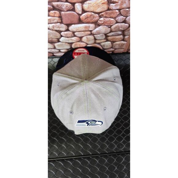 Vintage NFL Seattle Seahawks New Era Adjustable Snapback Cap - Picture 6 of 10